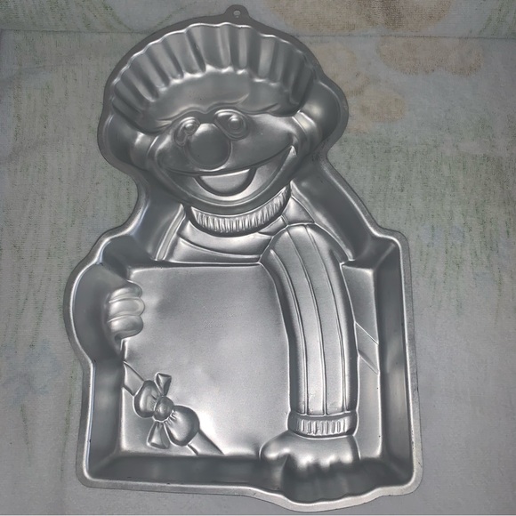 Vintage 80’s Wilton BIG BIRD & ERNIE Cake Pans w/ Instructions Stored NEW 1983 - Picture 12 of 16